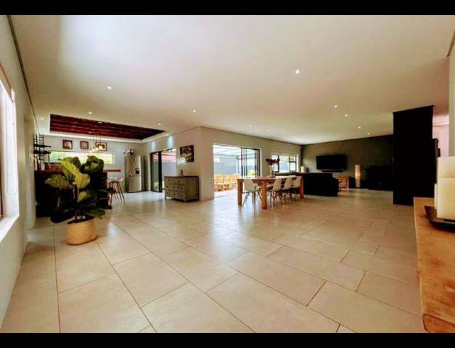 3 BEDROOM HOUSE FOR SALE IN BRACKENHURST